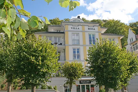 Villa Rosa -unweit vom Strand entfernt