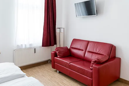 Schlafzimmer 2, zus. Schlafmöglichkeit