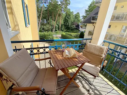 Kurparkresidenz Baabe Whg. 08 - Balkon zur Seite