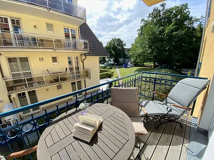 Kurparkresidenz Baabe Whg. 08  - Balkon zur Seite