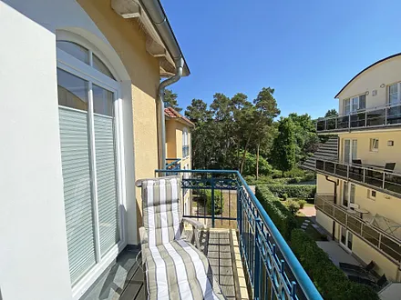 Kurparkresidenz Baabe - Balkon mit Sonnelniege