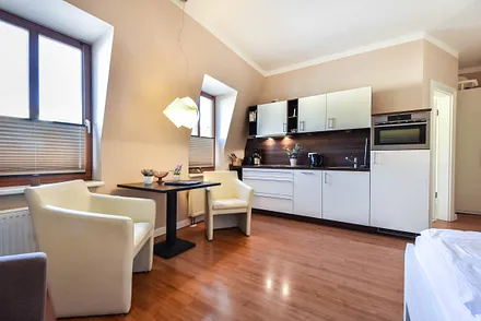 Wohnbereich mit Küchenzeile