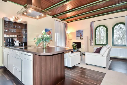 Wohnbereich mit offener Küche