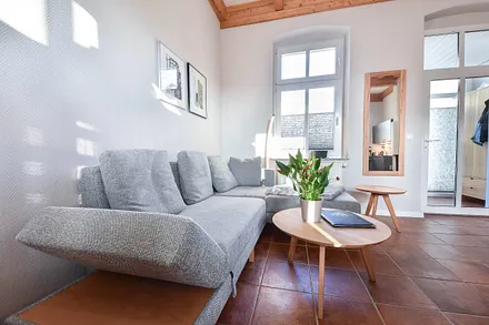 Wohnbereich mit Schlafcouch