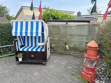 bestuhlte Terrasse (Nord)