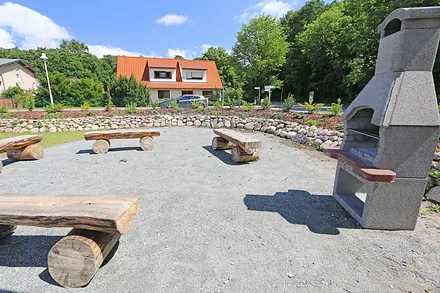 Haus Windrose - eigener Grillpatz für die  Gäste aus dem Haus