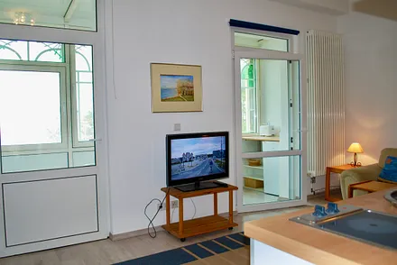 Blick in den Wohnraum 