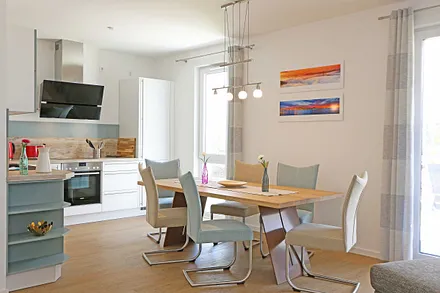 großzügiger Essbereich für 5 Erwachsene