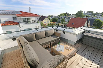 große Dachterrasse (nördlich) mit gemütlicher Lounge und wunderbaren Blick über Göhren