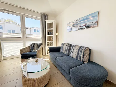 gemütliche Couch mit Sessel