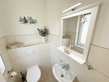 Gäste-WC im Erdgeschoss