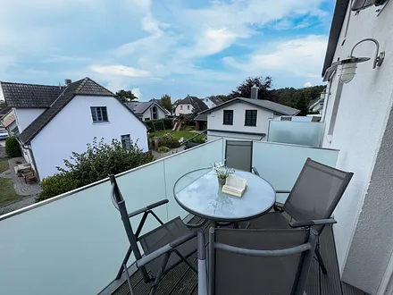 bestuhlter Balkon