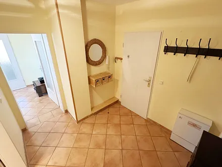 Flurbereich mit Garderobe