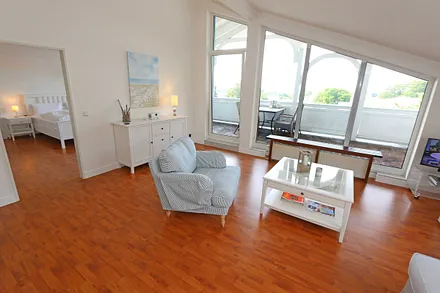 Wohnbereich mit Sessel