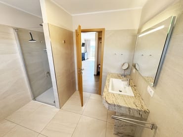 modernes Duschbad