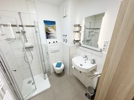 Badezimmer mit Dusche