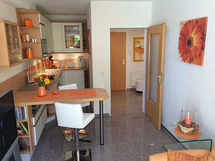 Wohnzimmer mit Blick zum Flur