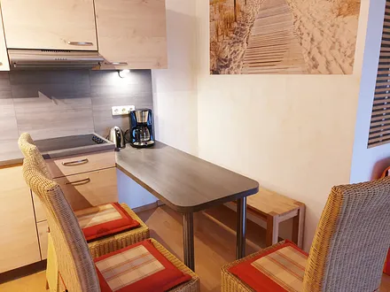 Küche mit Sitzbereich (Tisch 1,60m)