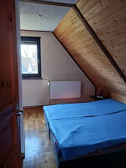 2. Schlafzimmer