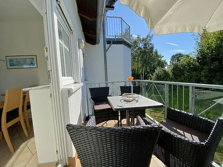 2 Balkone (West und Süd) - die Sonne den ganzen Tag genießen