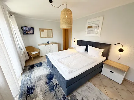 2. Schlafzimmer