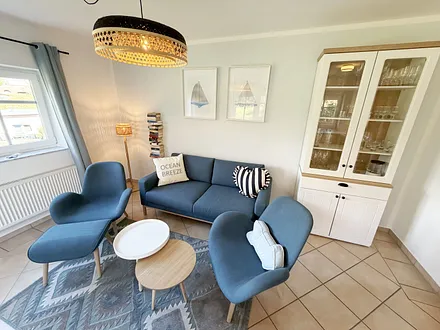 Wohnzimmer mit Couchbereich