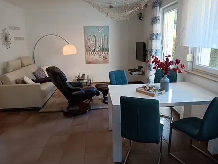  Das farblich aufeinander abgestimmte moderne Ambiente lässt schnell Urlaubsgefühle aufkommen.