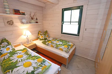 1. Schlafzimmer mit Einzelbetten