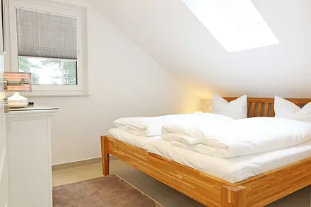 3. Schlafzimmer mit Doppelbett