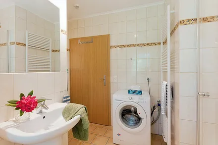 Bad mit Waschmaschine