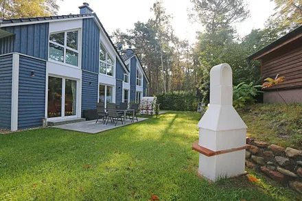 seitlicher Blick zum Ferienhaus Traumland