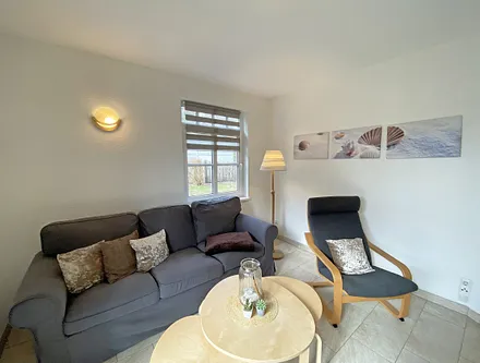 gemütliche Couch und Relax Sessel