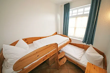 2. Schlafzimmer mit Einzelbetten