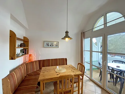 Esstisch für gemeinsames Essen