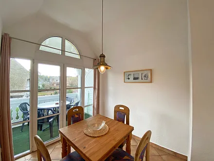 Esstisch für gemeinsames Essen