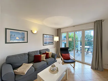 gemütliche Couch mit Relax Sessel