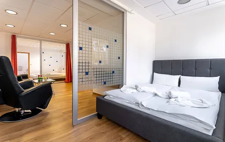 Veranda mit Doppelbett