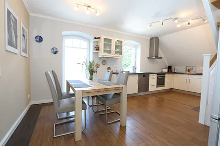 Esstisch mit Stühen