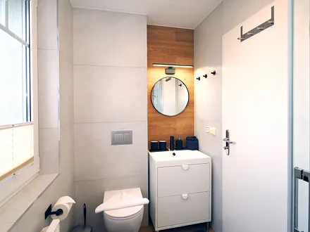 Modernes Bad mit Dusche