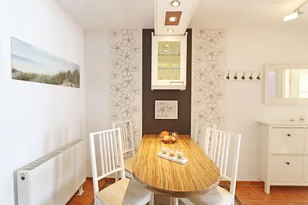 Esstisch für gemeinsames Essen