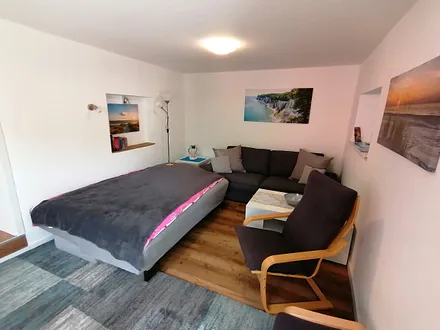 Wohnzimmer mit Aufbettung