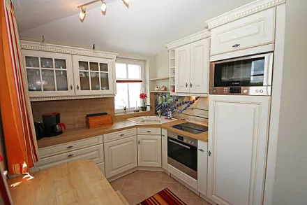 Küchenzeile voll ausgestattet