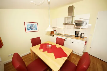 Esstisch für gemeinsames Essen