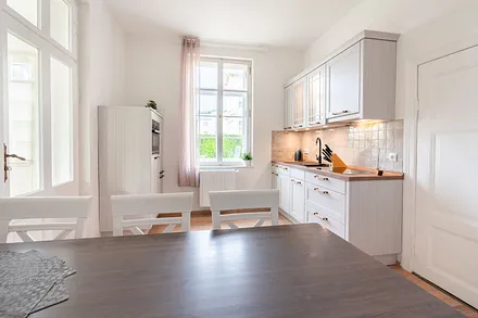 Küche mit Essbereich