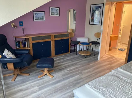 Geräumiges Schlafzimmer