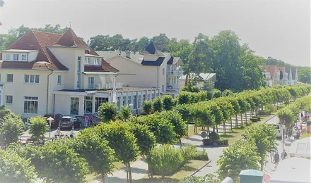 Blick vom Balkon Richtung Ort