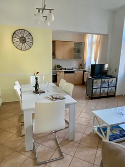 Esstisch im Wohnbereich