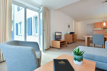 Wohnbereich mit Zugang Terrasse