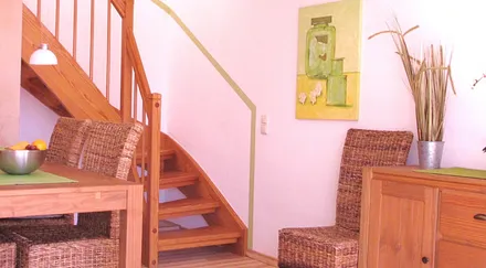 Treppe zu zwei Schlafzimmern