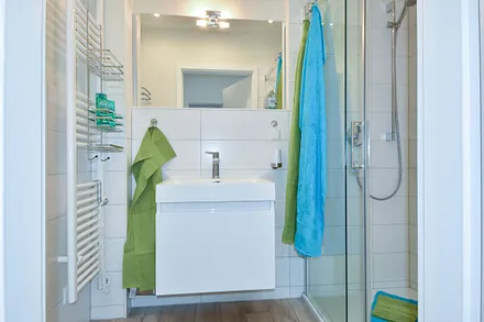 Bad mit bodentiefer Dusche